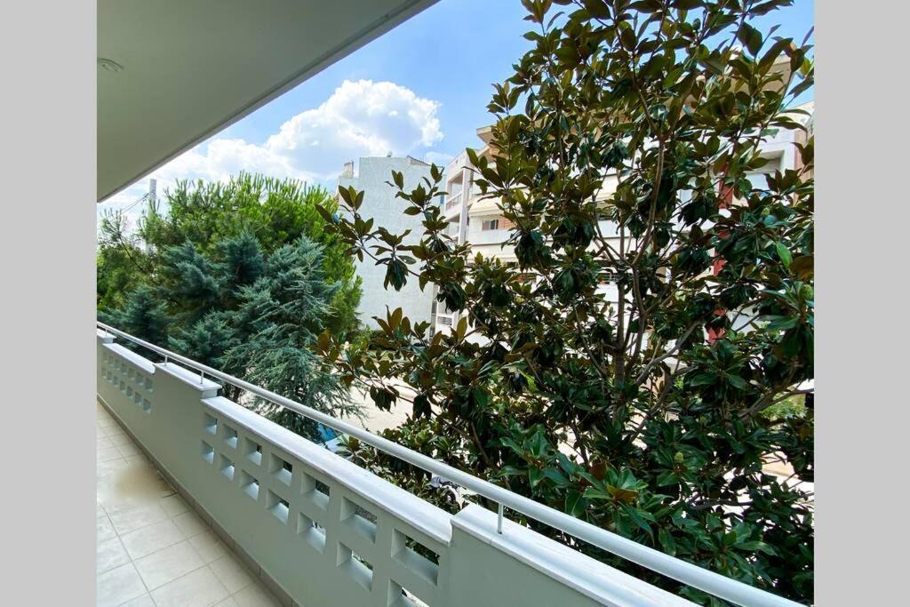 Green Apartment With View Комотіні Екстер'єр фото